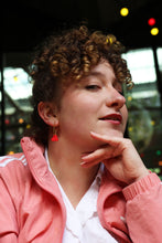 Charger l'image dans la galerie, Boucles d'oreilles - Les Aure coeur rouge granité