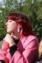 Charger l'image dans la galerie, Boucles d'oreilles - Les Maiko mauve fluo et bronze